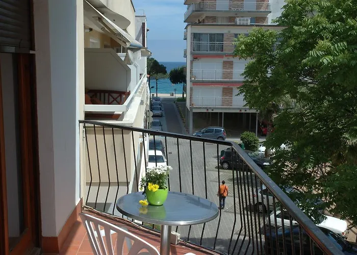 Πανσιόν La Marina Platja d'Aro