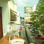 La Marina Πανσιόν 2*