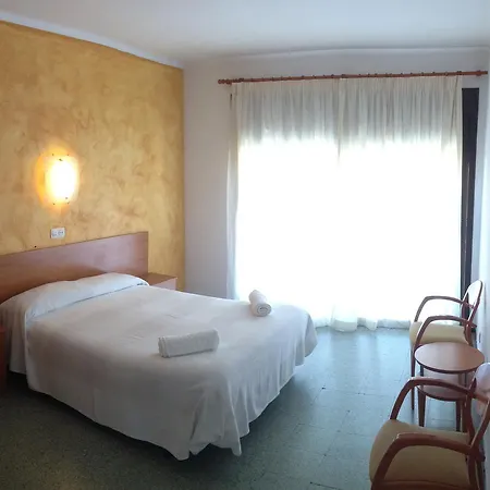 Πανσιόν La Marina 2*