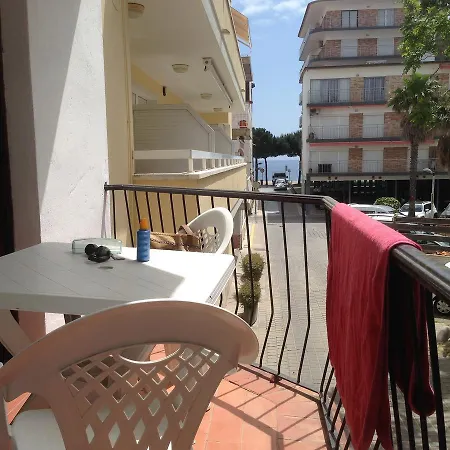 La Marina 2*