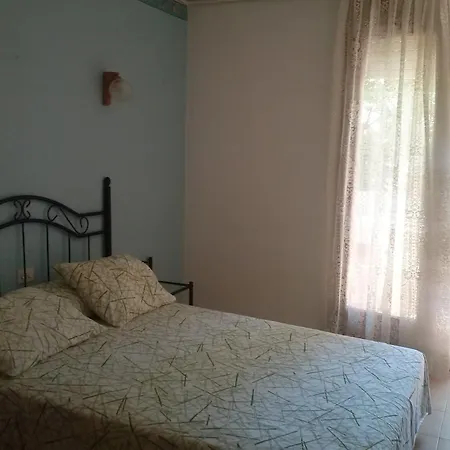 La Marina Casa de hóspedes 2*